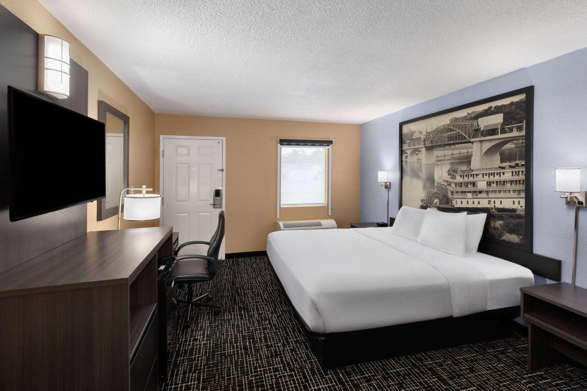 Super 8 By Wyndham Paducah I-24 Exit 4 Hotel Екстериор снимка